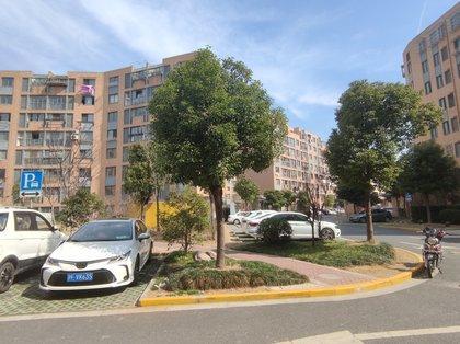 武漢市公路社區家用中央空調多聯機安裝