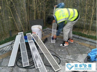 北京中央空調出風口清潔-圖2
